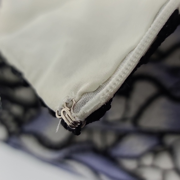 ANTONIO MELANI Floral Cut Out Lace Lined Skirt Size 2 - Picture 13 of 13